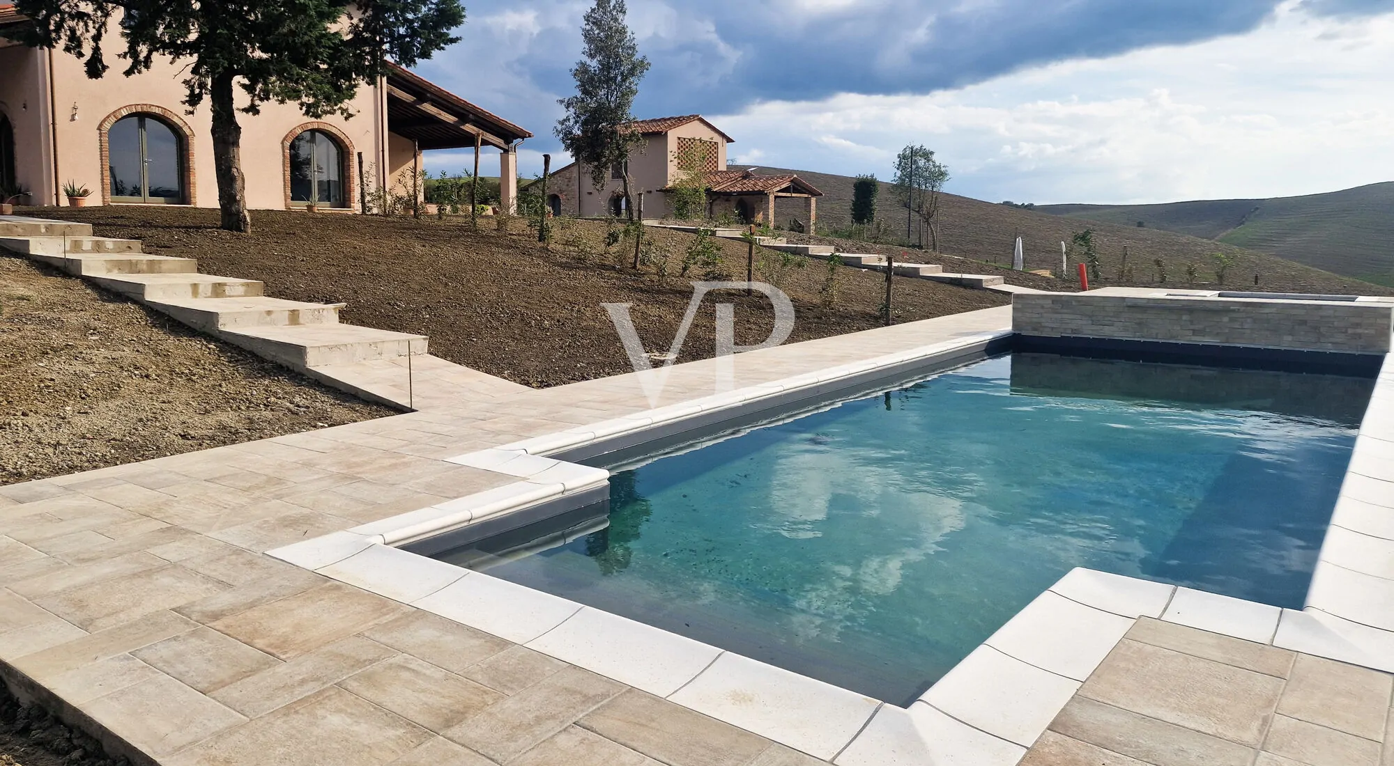 Masía panorámica en Lajatico