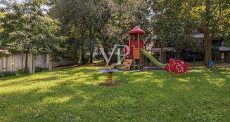 von_poll_real_estate_property_IT252942404_image_87