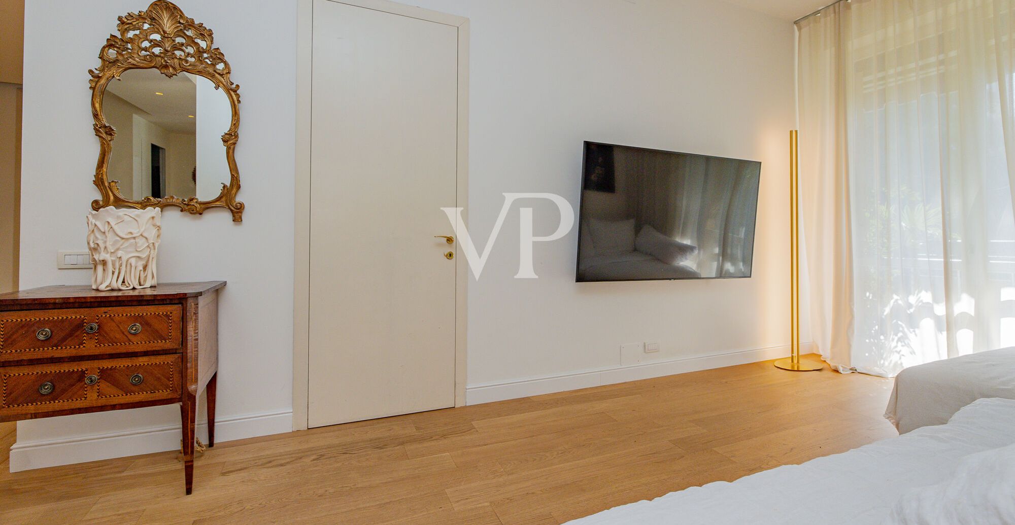 Exklusive Penthouse-Wohnung in elegantem Rahmen in S.Siro