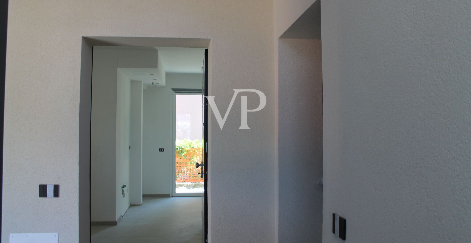 Neu gebaute Wohnung nur wenige Schritte vom See entfernt