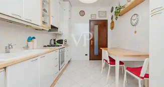 von_poll_real_estate_property_IT252942432_image_11