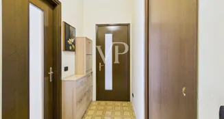 von_poll_real_estate_property_IT252942432_image_16