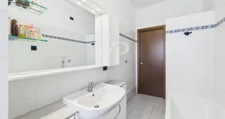 von_poll_real_estate_property_IT252942432_image_20