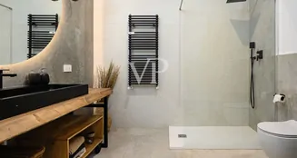 von_poll_real_estate_property_IT252942433_image_11