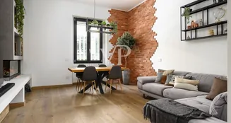 von_poll_real_estate_property_IT252942433_image_2