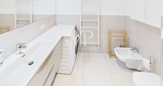 von_poll_real_estate_property_IT252942434_image_17