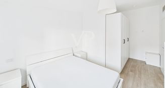 von_poll_real_estate_property_IT252942434_image_13