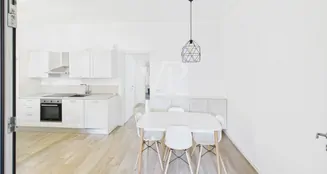 von_poll_real_estate_property_IT252942434_image_4