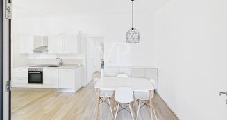 von_poll_real_estate_property_IT252942434_image_4