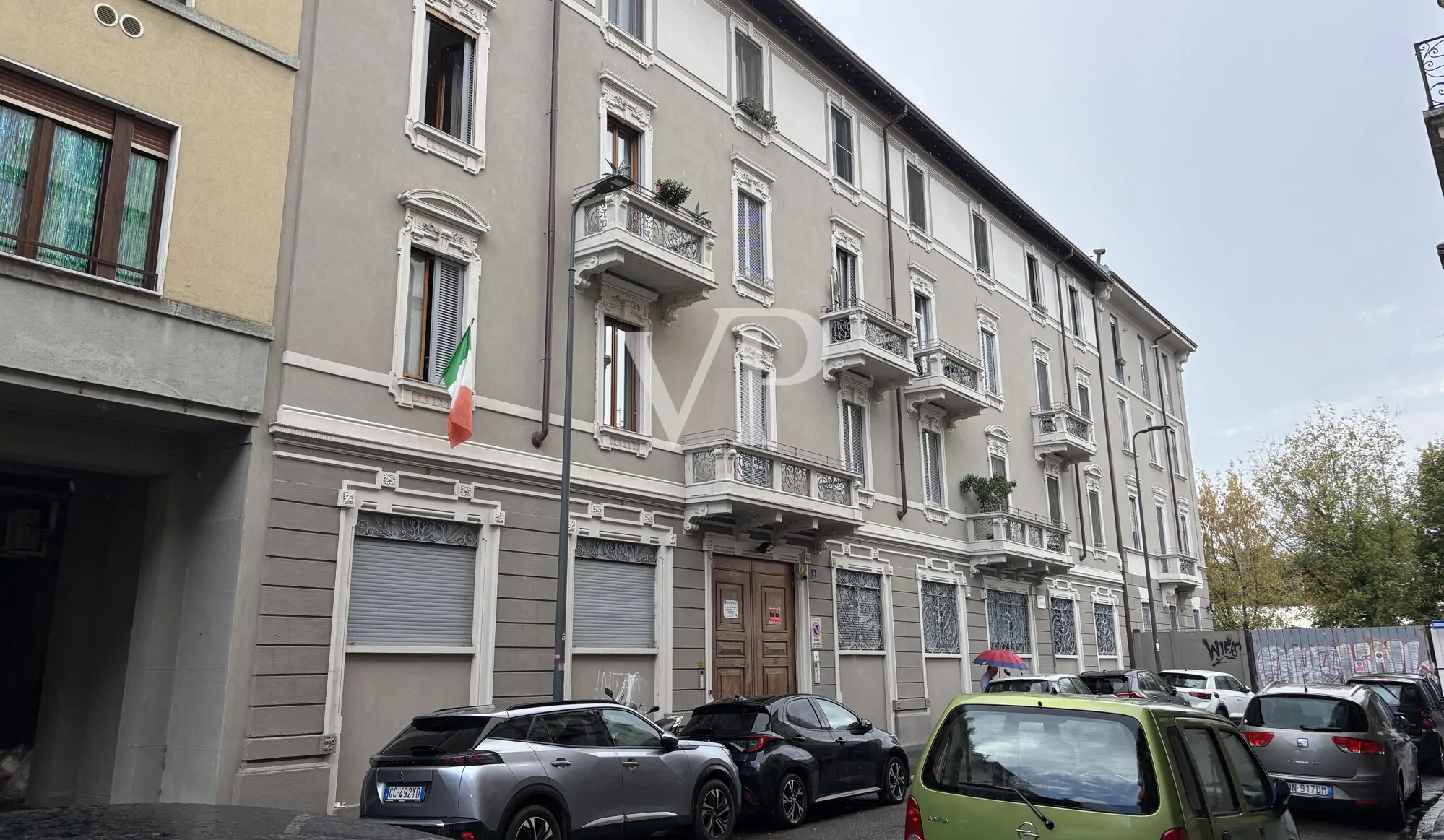 Exclusivo loft en excelente estado con entrada independiente y terraza - zona Fondazione Prada