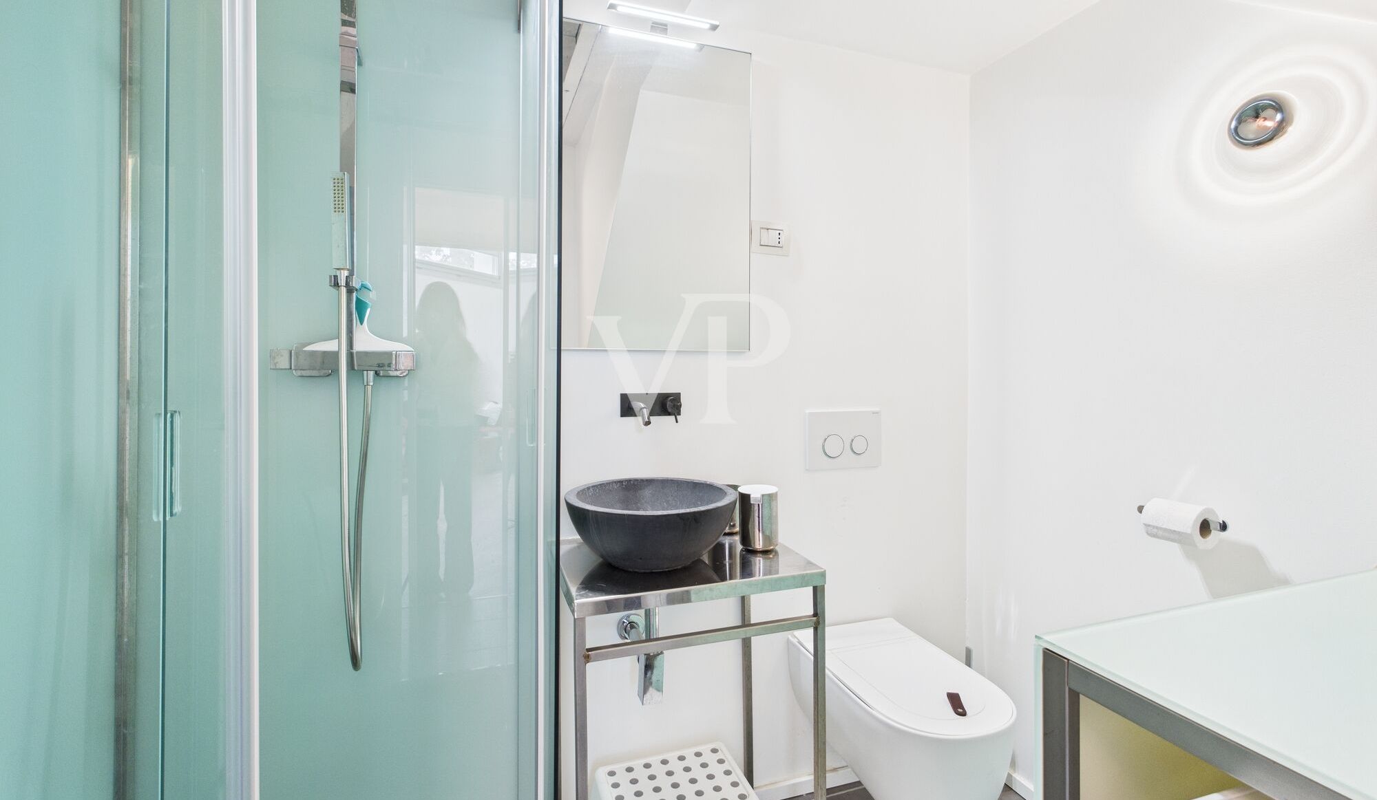 Exklusives Loft in ausgezeichnetem Zustand mit separatem Eingang und Terrasse - Gegend Fondazione Prada