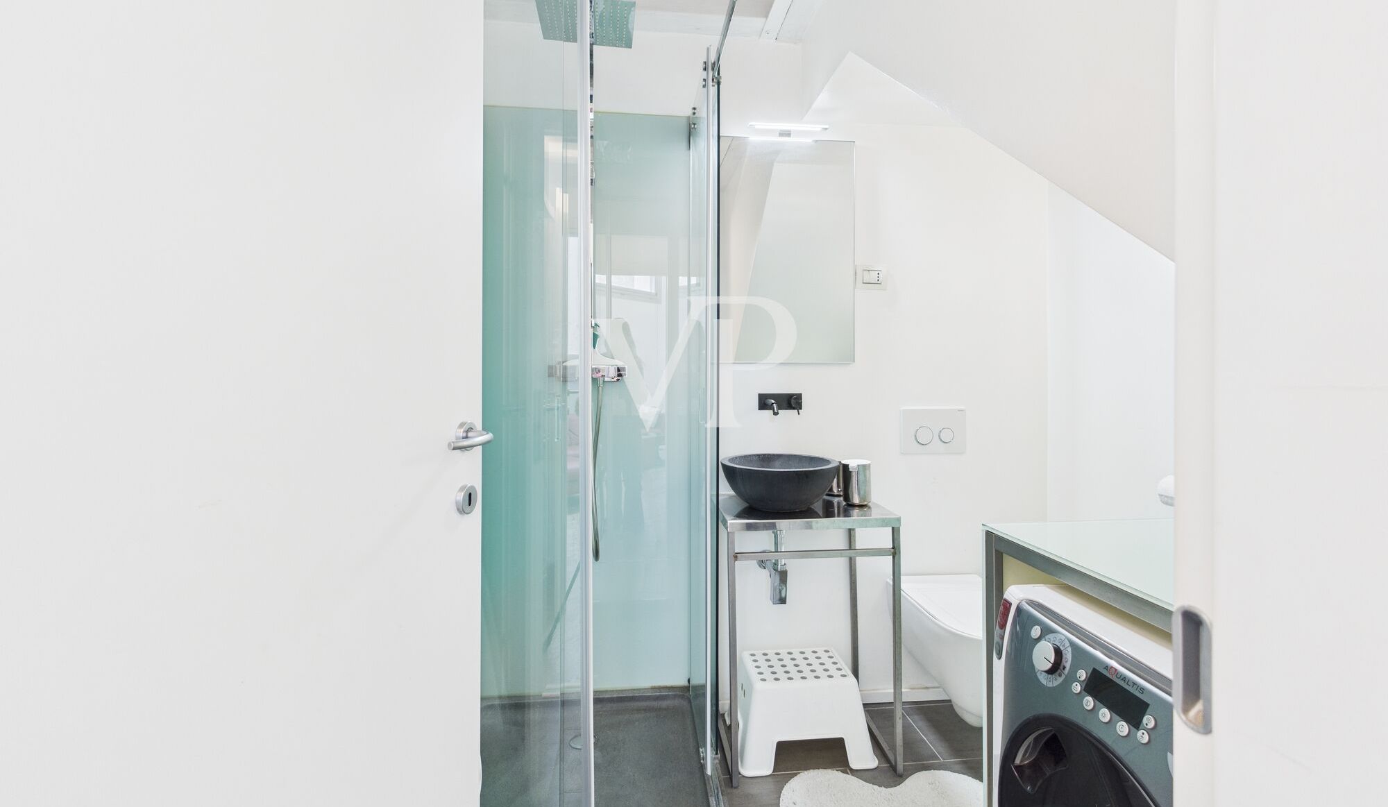 Exklusives Loft in ausgezeichnetem Zustand mit separatem Eingang und Terrasse - Gegend Fondazione Prada