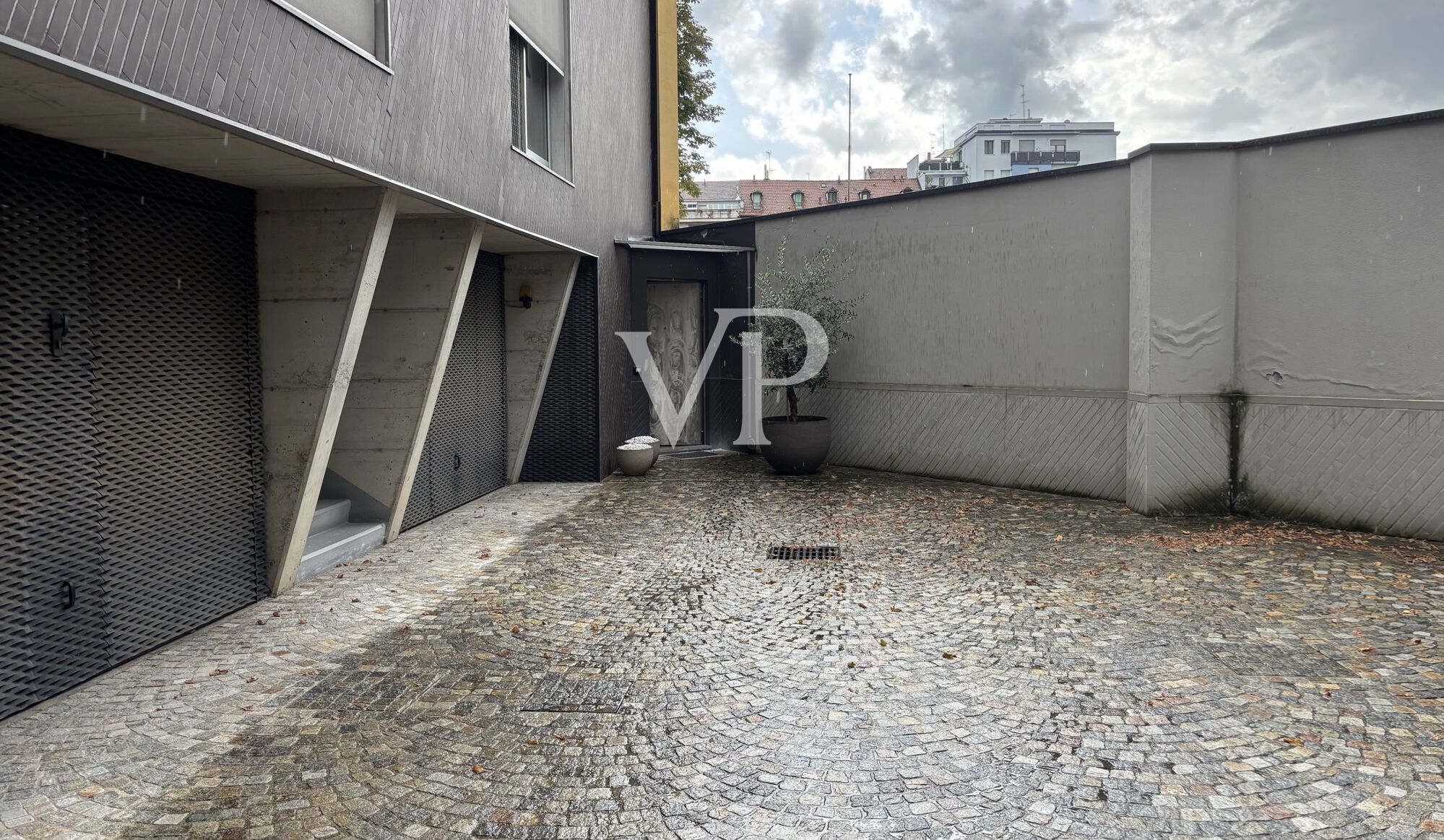 Exklusives Loft in ausgezeichnetem Zustand mit separatem Eingang und Terrasse - Gegend Fondazione Prada