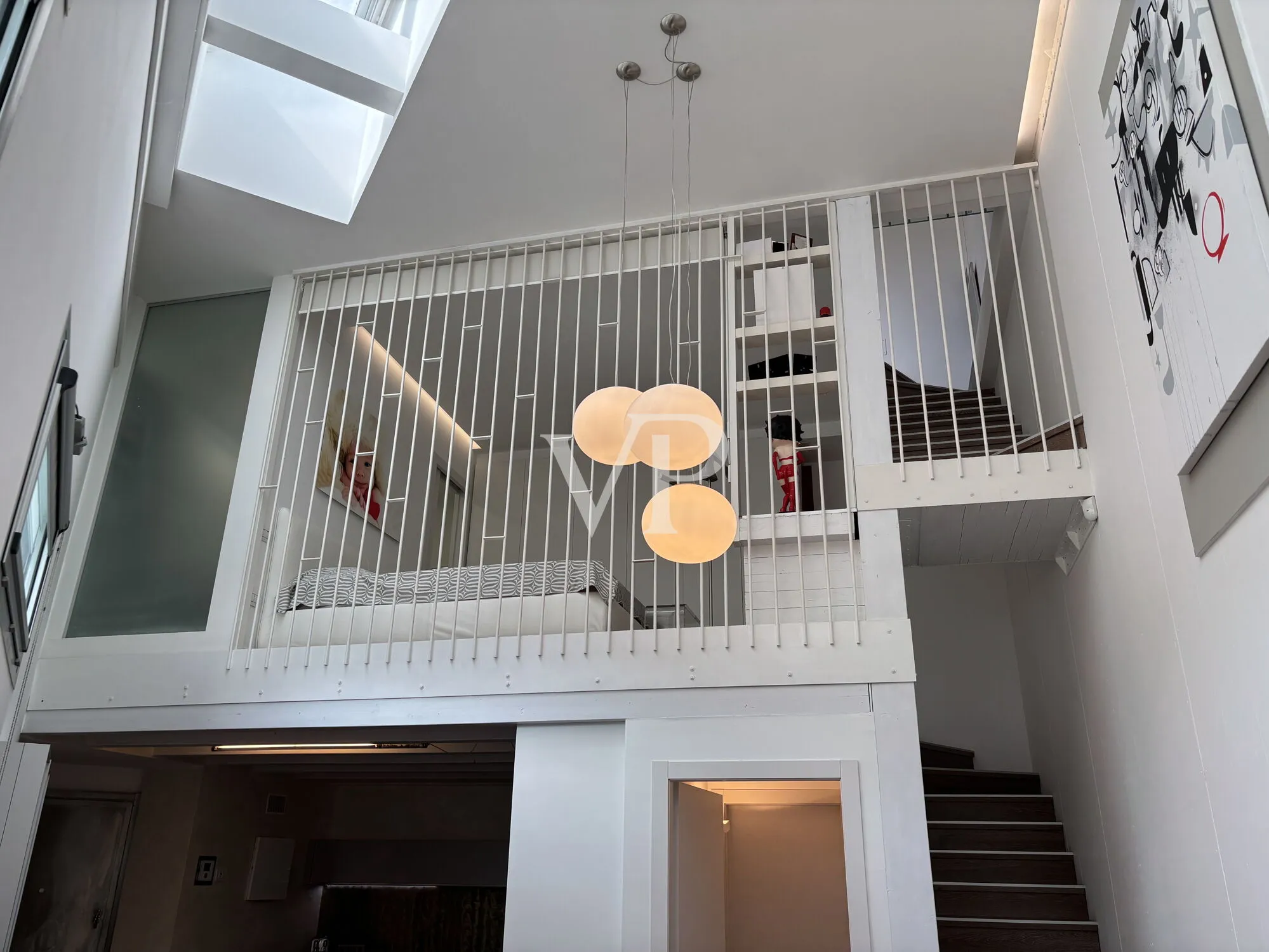 Exklusives Loft in ausgezeichnetem Zustand mit separatem Eingang und Terrasse - Gegend Fondazione Prada