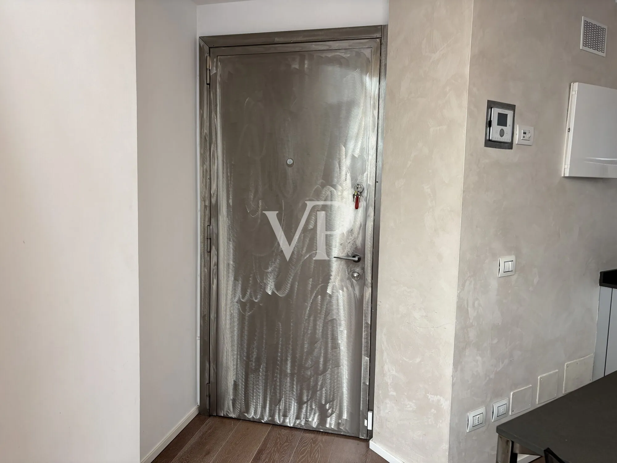 Exklusives Loft in ausgezeichnetem Zustand mit separatem Eingang und Terrasse - Gegend Fondazione Prada