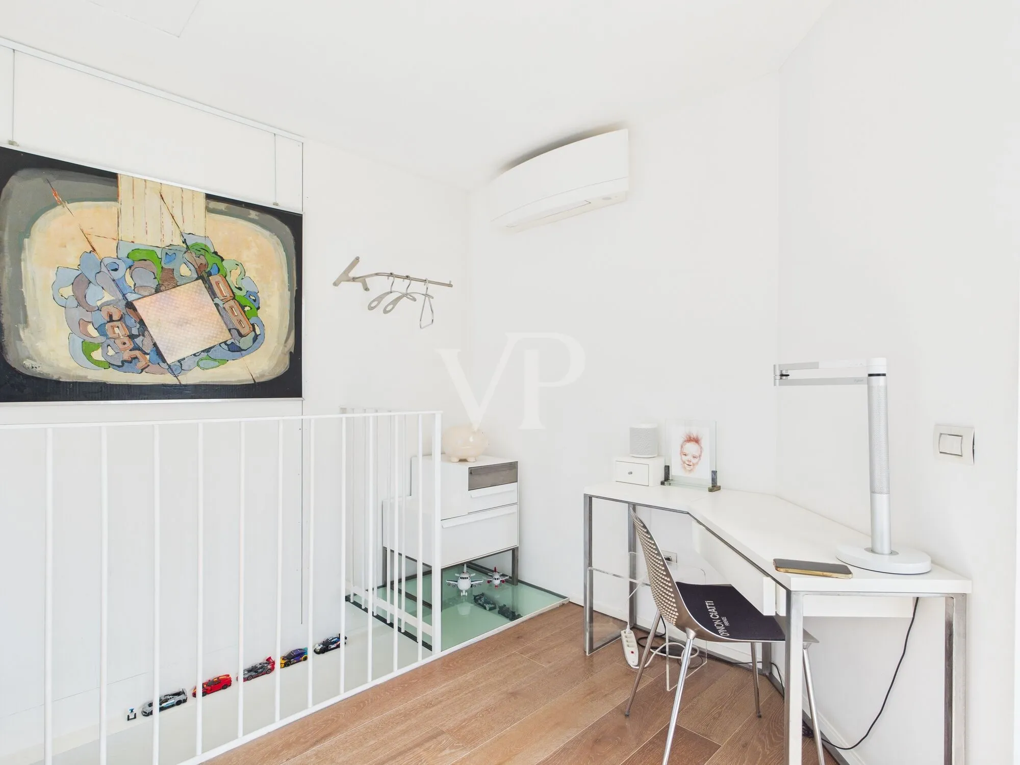 Exklusives Loft in ausgezeichnetem Zustand mit separatem Eingang und Terrasse - Gegend Fondazione Prada