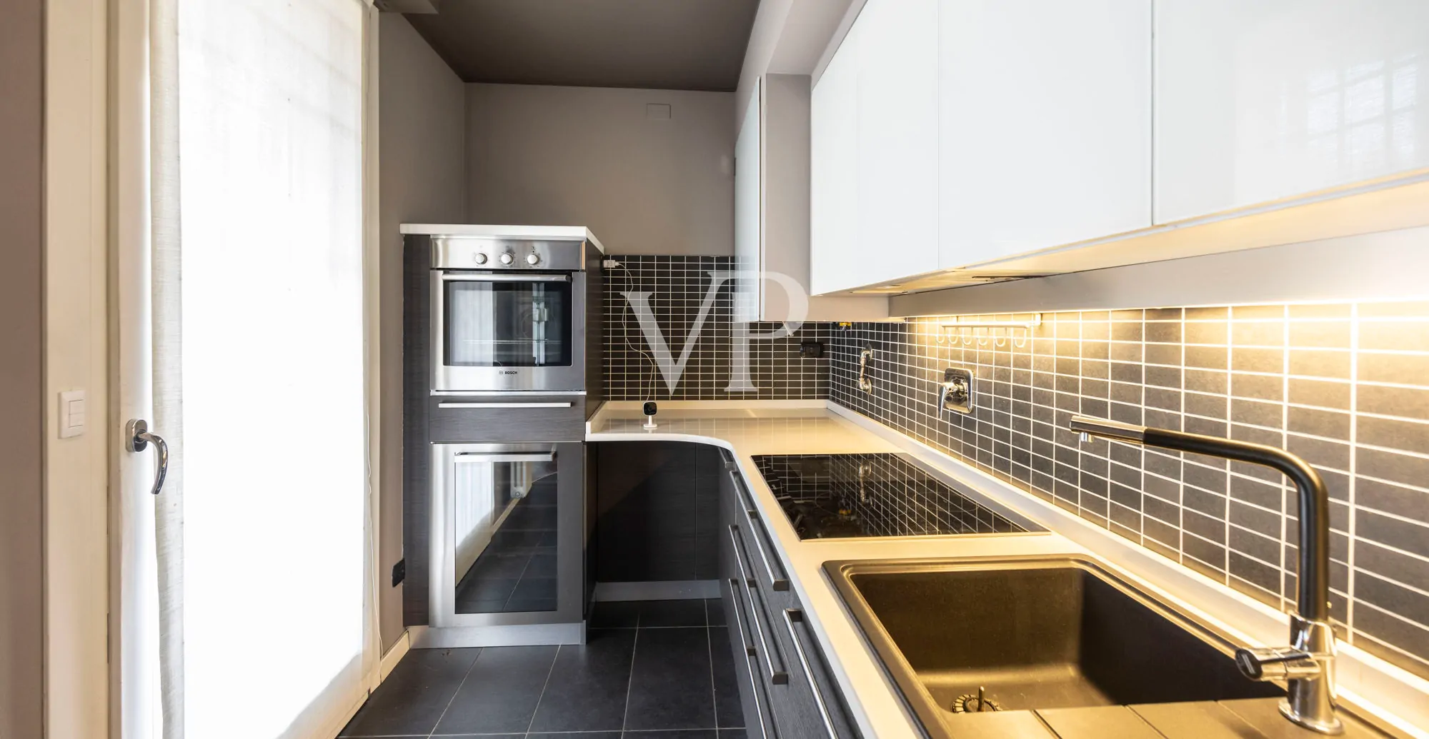 Piso reformado con terrazas y jardín privado