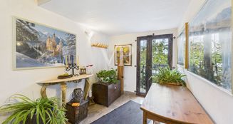 von_poll_real_estate_property_IT252942460_image_52