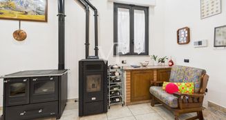 von_poll_real_estate_property_IT252942460_image_62