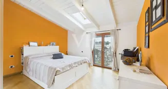 von_poll_real_estate_property_IT252942460_image_12