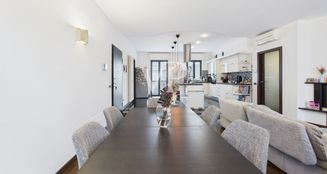 von_poll_real_estate_property_IT252942460_image_34