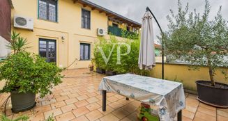 von_poll_real_estate_property_IT252942460_image_45