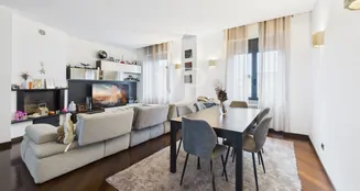 von_poll_real_estate_property_IT252942460_image_32