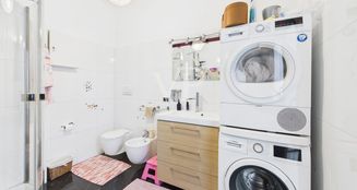 von_poll_real_estate_property_IT252942460_image_42