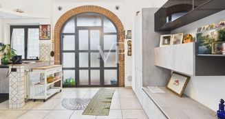 von_poll_real_estate_property_IT252942460_image_67