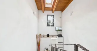 von_poll_real_estate_property_IT252942460_image_20