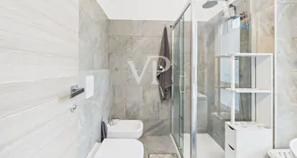 von_poll_real_estate_property_IT252942473_image_25