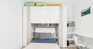 von_poll_real_estate_property_IT252942473_image_44