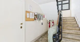 von_poll_real_estate_property_IT252942473_image_60