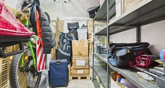 von_poll_real_estate_property_IT252942473_image_62