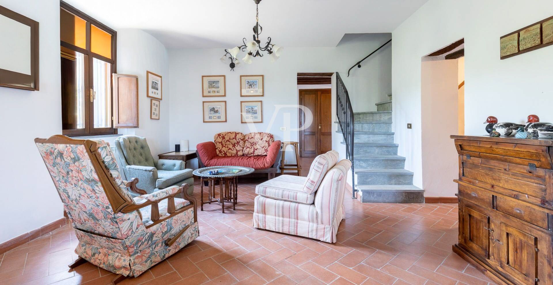 Bellissimo casale rustico in ottime condizioni