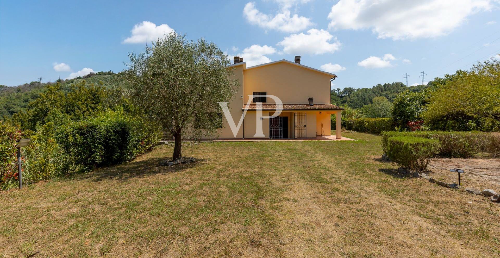 Bellissimo casale rustico in ottime condizioni