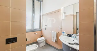 von_poll_real_estate_property_IT252942472_image_33