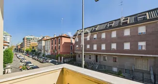 von_poll_real_estate_property_IT252942472_image_32