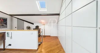 von_poll_real_estate_property_IT252942472_image_45