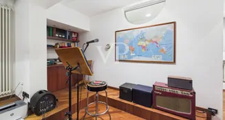 von_poll_real_estate_property_IT252942472_image_20