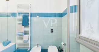 von_poll_real_estate_property_IT252942472_image_40