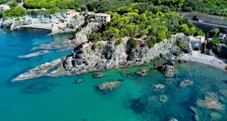 von_poll_real_estate_property_IT254152531_image_1