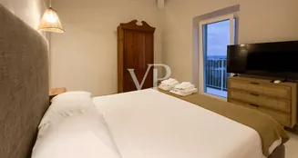 von_poll_real_estate_property_IT254152531_image_116