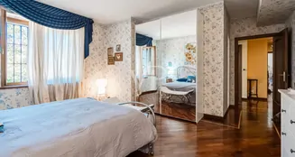 von_poll_real_estate_property_IT252942551_image_82