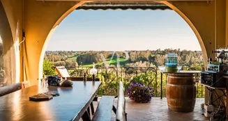 von_poll_real_estate_property_IT252942551_image_111