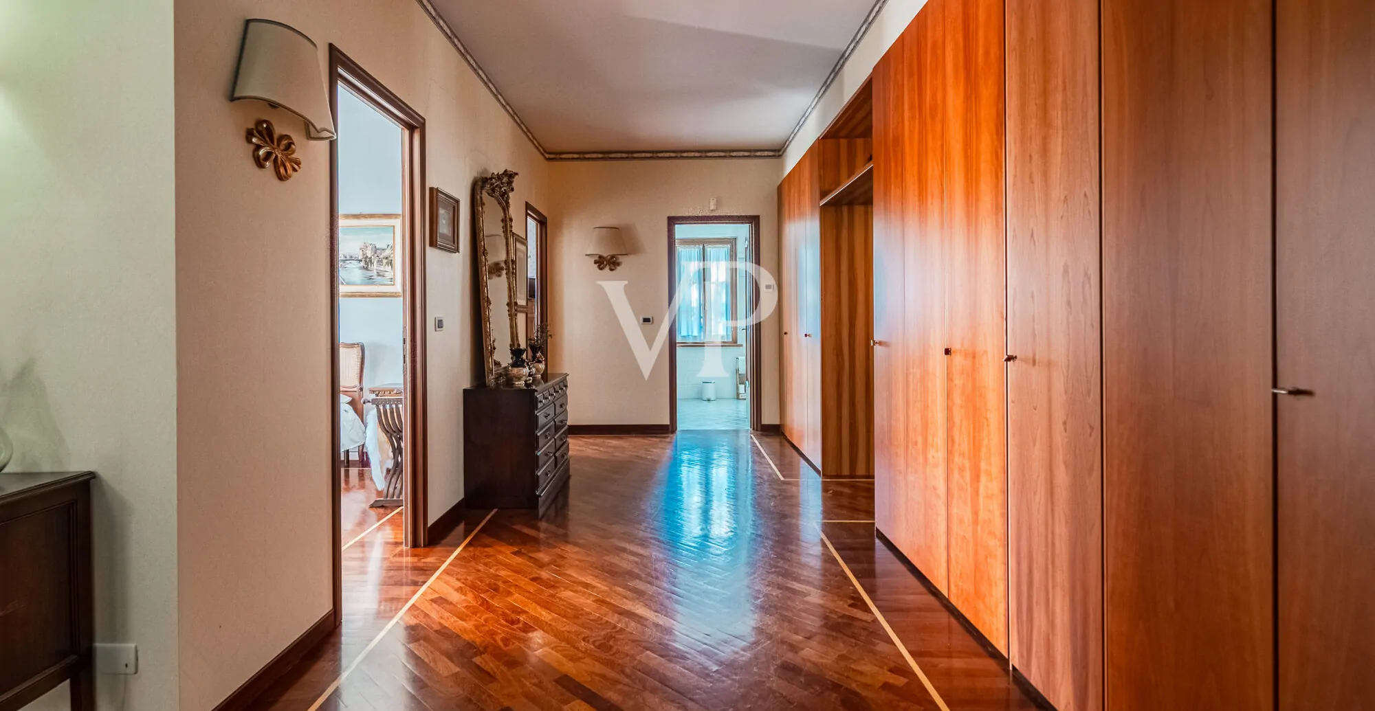 Luxuriöse Villa in den Hügeln des Monferrato