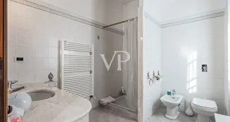 von_poll_real_estate_property_IT252942551_image_13