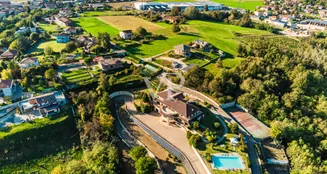 von_poll_real_estate_property_IT252942551_image_44