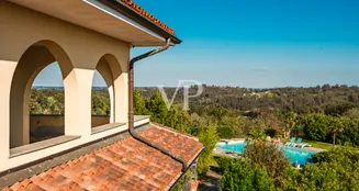 von_poll_real_estate_property_IT252942551_image_149