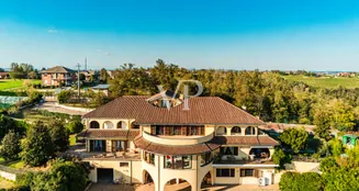 von_poll_real_estate_property_IT252942551_image_159